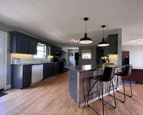 Kitchen - 2953 Highway 43 S, Loretto, TN 38469 photo 3 of 4