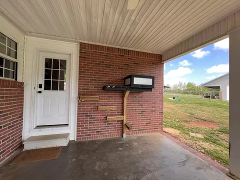 Exterior - 2953 Highway 43 S, Loretto, TN 38469 photo 10 of 25