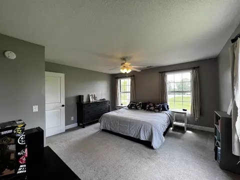 Bedroom - 2953 Highway 43 S, Loretto, TN 38469 photo 2 of 5