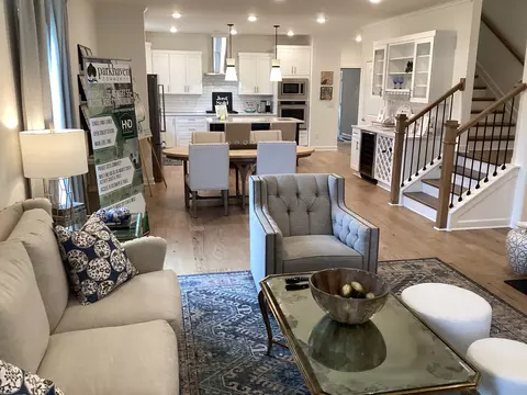 6133 Parkhaven Blvd, Hermitage, TN 37076