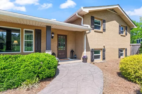 192 Cherokee Rd, Hendersonville, TN 37075