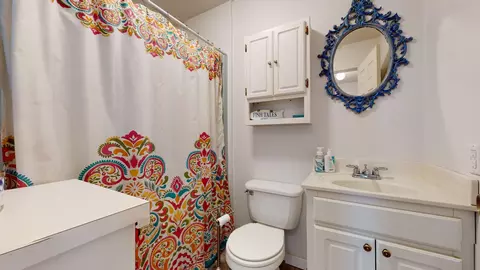 Bath - 780 Hickory Flat Rd, Cedar Grove, TN 38321 photo 1 of 3
