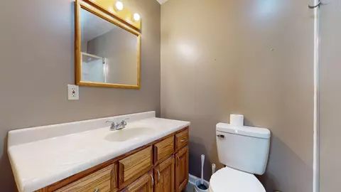 Bath - 780 Hickory Flat Rd, Cedar Grove, TN 38321 photo 3 of 3