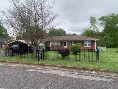 506 N Locust St, Mount Pleasant, TN 38474