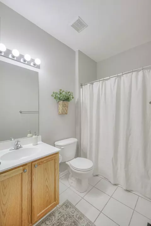 Bath - 3226 Peyton Ct, Franklin, TN 37064 photo 3 of 3