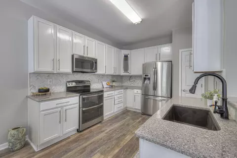 Kitchen - 3226 Peyton Ct, Franklin, TN 37064 photo 3 of 3