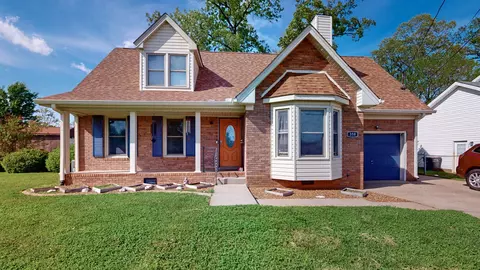 350 Northridge Dr, Clarksville, TN 37042