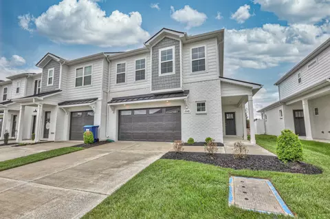 1850 Streamsong Dr, Murfreesboro, TN 37127