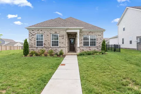 168 Harvest Point Blvd, Spring Hill, TN 37174