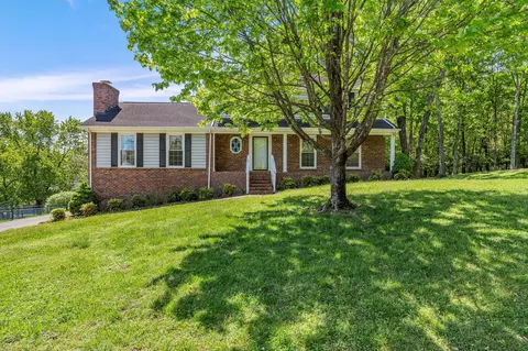 120 Ervin Dr, Hendersonville, TN 37075