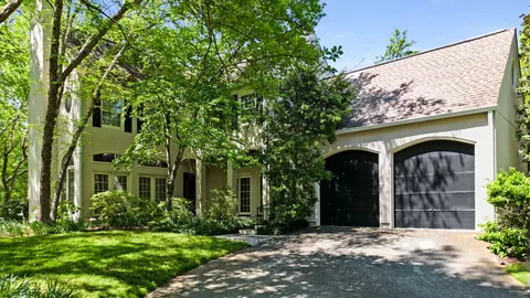 22 Foxhall Close, Nashville, TN 37215
