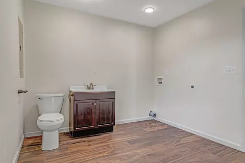 Living - 106 Atkinson Hts, Centerville, TN 37033 photo 7 of 7