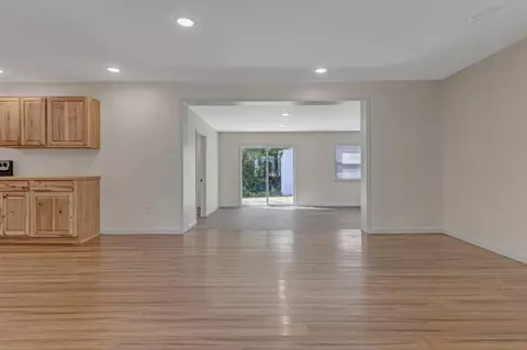 Living - 106 Atkinson Hts, Centerville, TN 37033 photo 1 of 7
