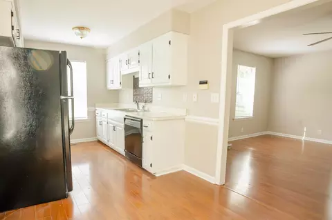 Kitchen - 108 Oak Ave, Dickson, TN 37055 photo 1 of 3