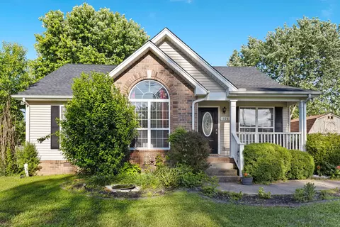 108 Paigewood Dr, Portland, TN 37148