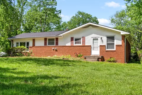 568 Skyview Cir, Clarksville, TN 37042