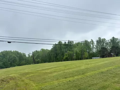 2745 Mccoinsville Rd, Gainesboro, TN 38562
