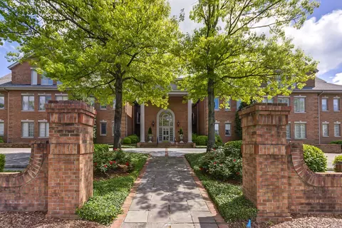 3733 W End Ave #301, Nashville, TN 37205