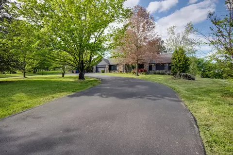 321 Draper Cir, Goodlettsville, TN 37072