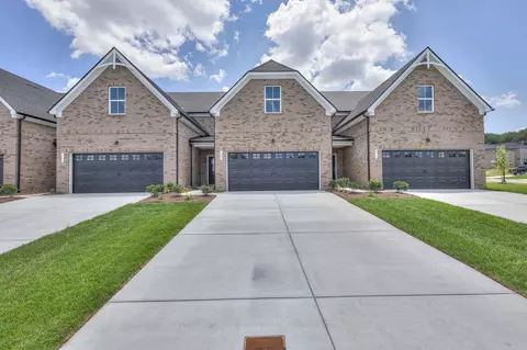 328 Almont Dr, Smyrna, TN 37167