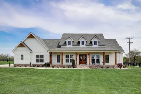169 Sulphur Springs Rd, Shelbyville, TN 37160