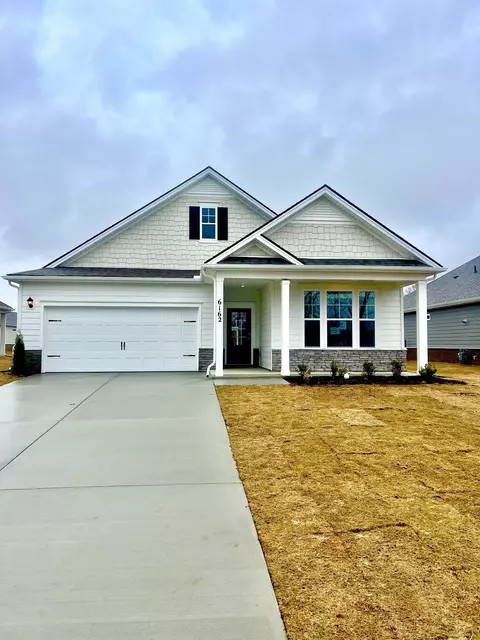 6374 Japonica Ln, White House, TN 37188