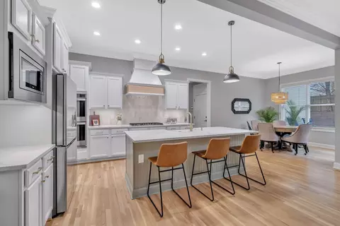 Kitchen - 327 Wise Rd, Franklin, TN 37064 photo 2 of 9