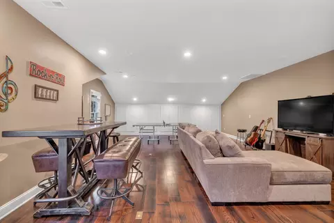 Living - 327 Wise Rd, Franklin, TN 37064 photo 10 of 11