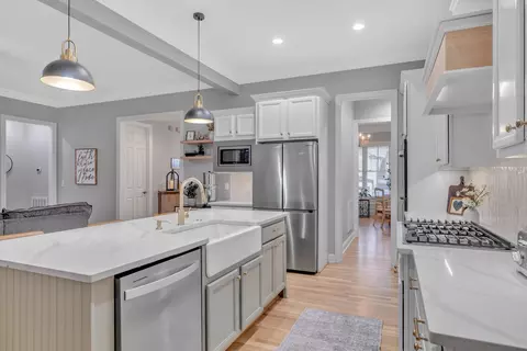 Kitchen - 327 Wise Rd, Franklin, TN 37064 photo 5 of 9