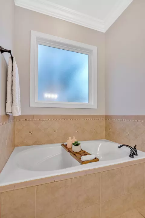Bath - 327 Wise Rd, Franklin, TN 37064 photo 6 of 11