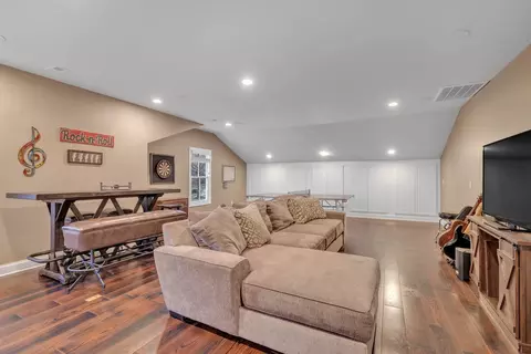 Living - 327 Wise Rd, Franklin, TN 37064 photo 9 of 11