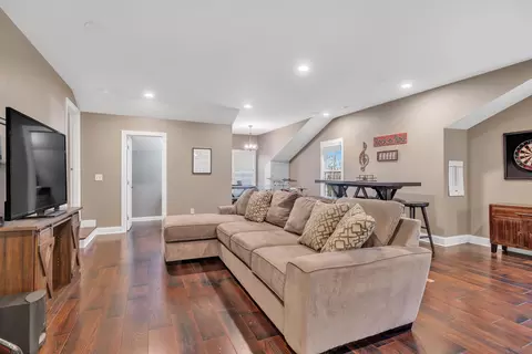 Living - 327 Wise Rd, Franklin, TN 37064 photo 11 of 11
