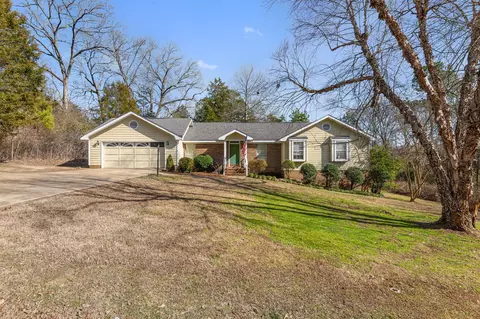 410 Crittenden Ave, Chickamauga, GA 30707