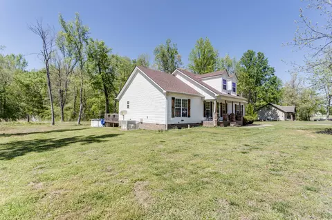 Exterior - 474 Spring Meadows Ln, Morrison, TN 37357 photo 4 of 12