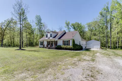 Exterior - 474 Spring Meadows Ln, Morrison, TN 37357 photo 3 of 12