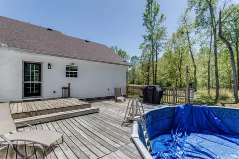 Exterior - 474 Spring Meadows Ln, Morrison, TN 37357 photo 9 of 12