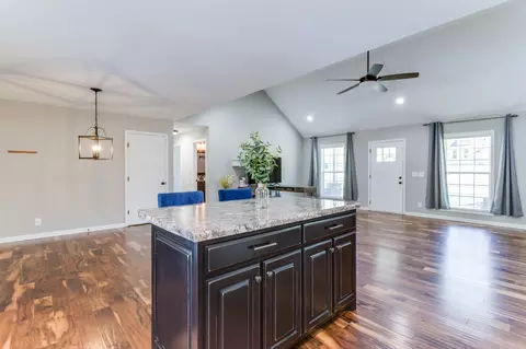 Kitchen - 474 Spring Meadows Ln, Morrison, TN 37357 photo 6 of 6