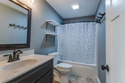 Bath - 474 Spring Meadows Ln, Morrison, TN 37357 photo 6 of 6