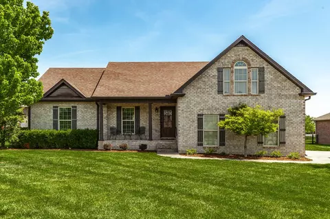 182 Sparrow Ln, Gallatin, TN 37066