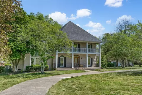 515 Douglas Ln, Gallatin, TN 37066