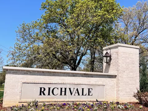 7208 Richvale Dr E, Fairview, TN 37062