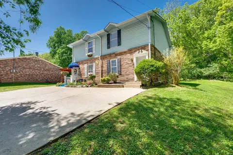 1422 Campbell Cir, Nashville, TN 37206