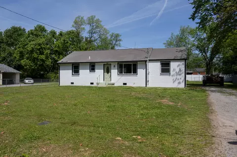 1807 Wren St, Murfreesboro, TN 37130
