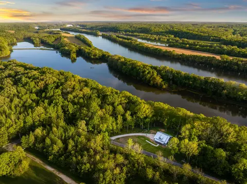 245 Patricia Cir, Indian Mound, TN 37079