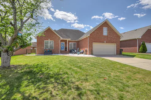 2825 Vicwood Dr, Murfreesboro, TN 37128