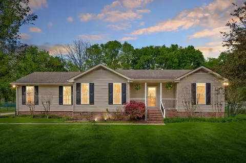 1944 Lucille St, Lebanon, TN 37087