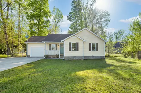 1721 Westerwald Dr, Murfreesboro, TN 37127