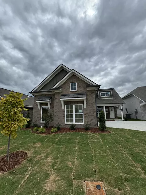 7136 Maddenwood Ln, Hermitage, TN 37076