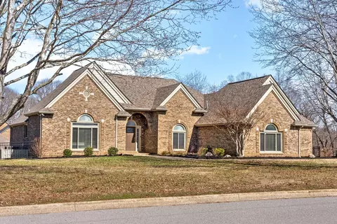 2213 Foxfire Rd, Clarksville, TN 37043