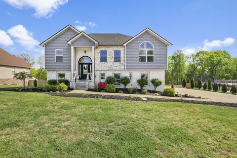 1236 Rich Ellen Dr, Palmyra, TN 37142